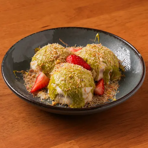 ANTEP FISTIĞI SOSLU PROFITEROL